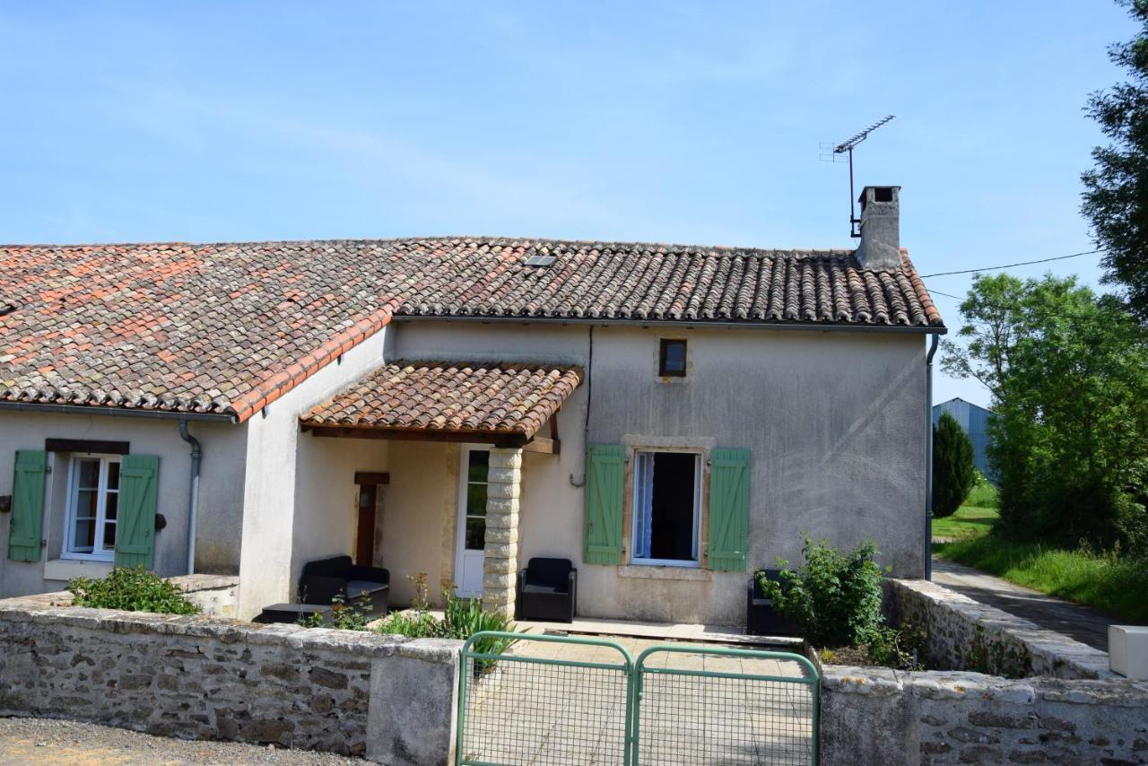 Maison Charismatique A Saint-Germier Avec Jardin Cloture. ภายนอก รูปภาพ